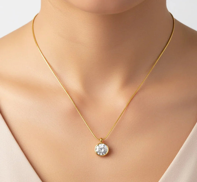Luna glow neckchain