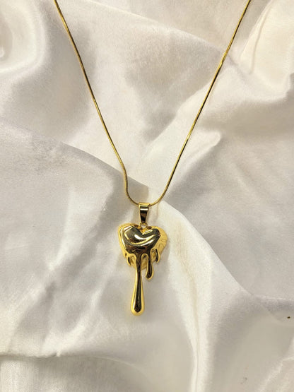 Melting Love necklace