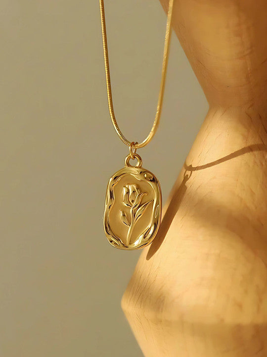 Golden Rose Pendent Necklace